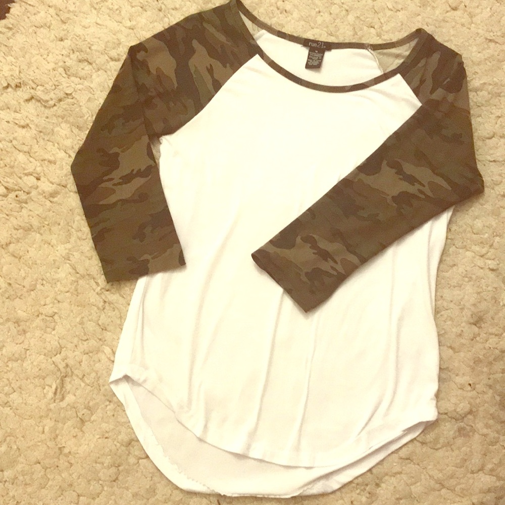Brand New 3/4 Sleeve Camo tee